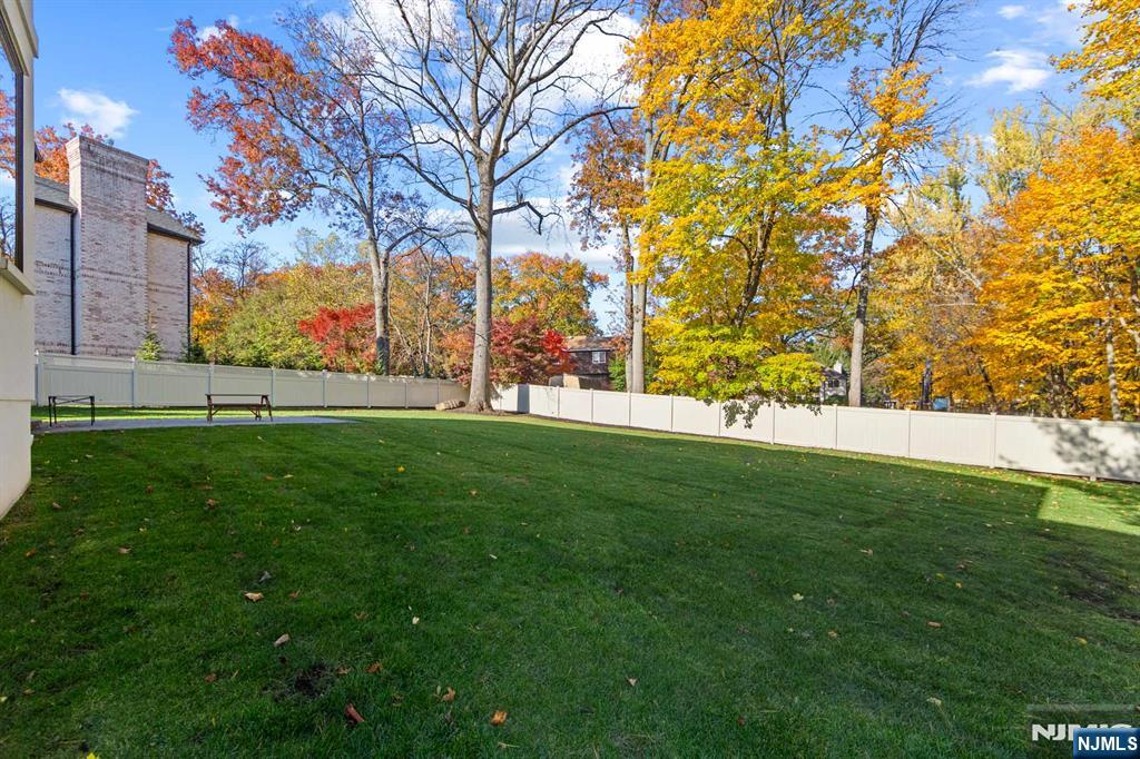 3 Mountain View Court