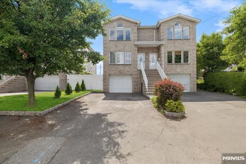 Photo of 481 Gardner Place #1, Hackensack, NJ 07601 (MLS # 26023429)