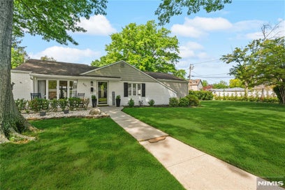 231 Beech Drive River Edge NJ 07661