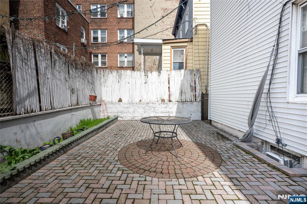 1408 5th Street