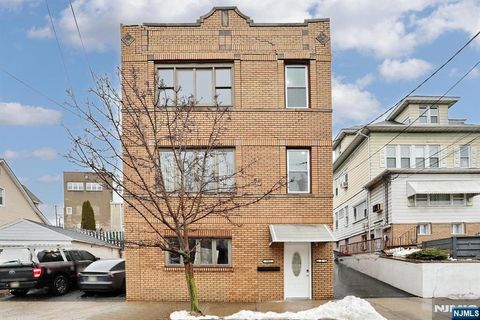 Photo of 143 Farnham Ave #2, Garfield, NJ 07026 (MLS # 26005997)