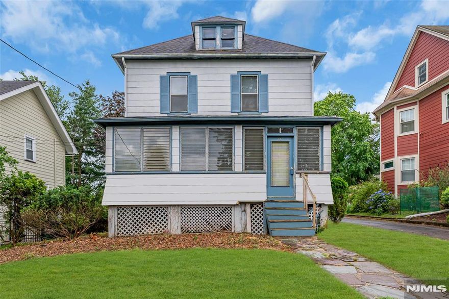 Welcome to 257 Linden Ave, a charming Colonial-style home in the heart of Verona featuring 4 bedrooms, including one located in the walk-up attic, and 1 full bathroom. The first floor offers a classic layout with a bright living room, formal dining room, and kitchen, all filled with potential for updates and personal touches. A detached 2-car garage sits at the end of a deep lot, offering plenty of outdoor space for relaxing or entertaining. Nestled on a quiet, tree-lined street, this home is ready for the next owner to make it their own. Enjoy close proximity to Verona Park, Eagle Rock Reservation, and popular local spots like Blue Hippo, Ariane Kitchen & Bar, and Lakeside Deli. Top-rated schools, local shops, and easy access to NYC-bound NJ Transit buses make this location as convenient as it is charming. A great opportunity to renovate and customize in one of Verona's most desirable neighborhoods.