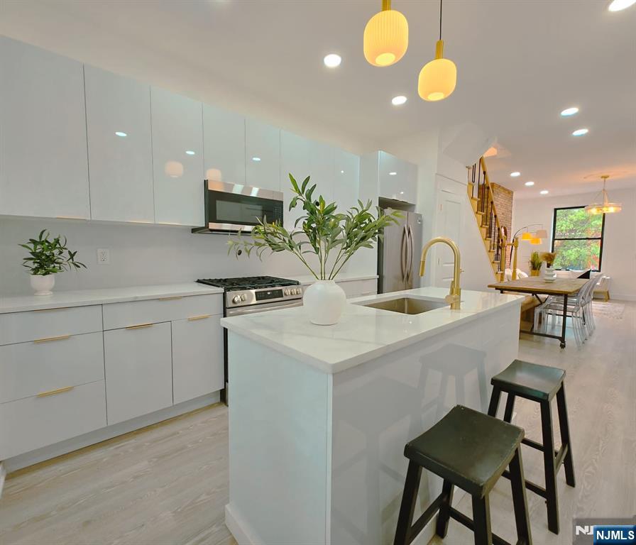 Property for Sale at 62 Union Street, Jersey City, New Jersey - Bedrooms: 3 
Bathrooms: 4 
Rooms: 10  - $725,000