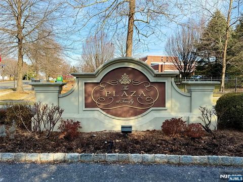 4101 Piermont #1305 Tenafly NJ 07670
