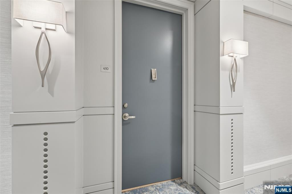 20 Ave At Port Imperial 410