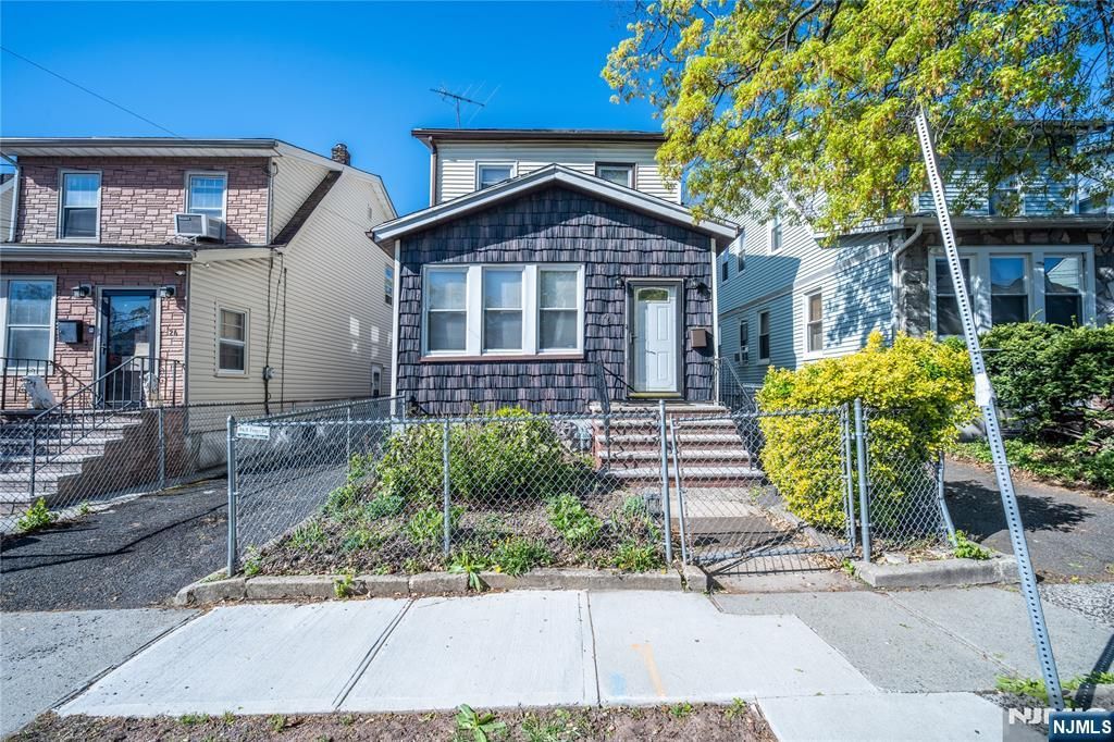 Photo of 26 Scofield Street, Newark, NJ 07106 (MLS # 26013958)