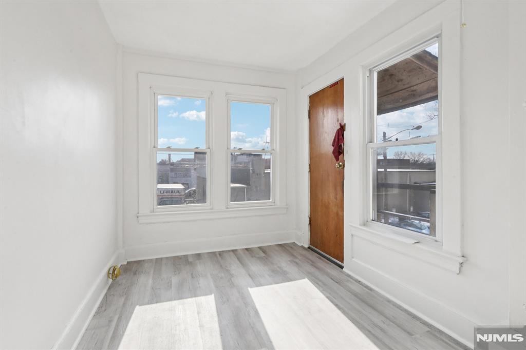 66 Washington Avenue 64