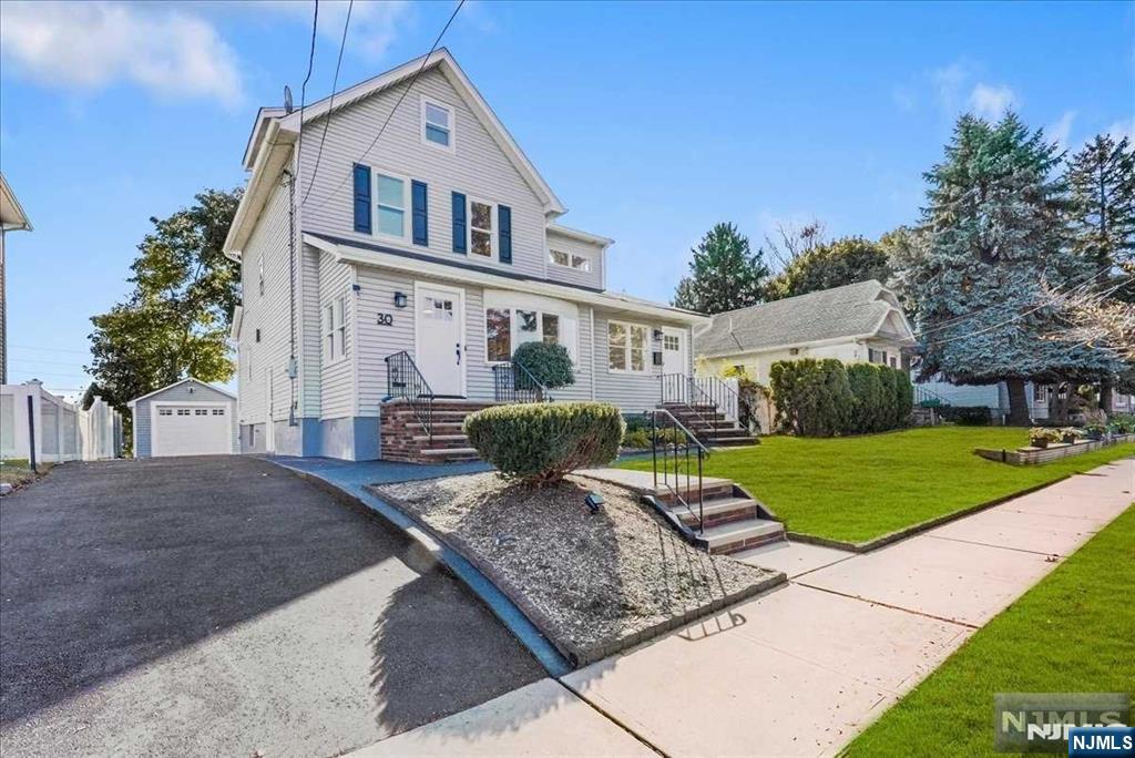 30 Humboldt Street