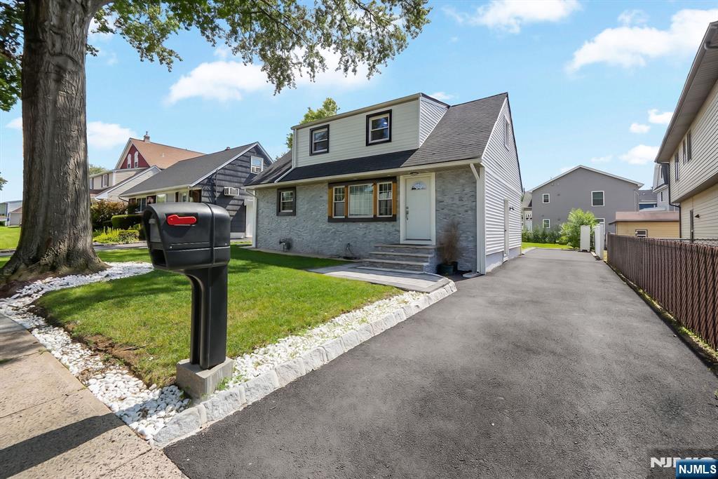 5 Briar Lane