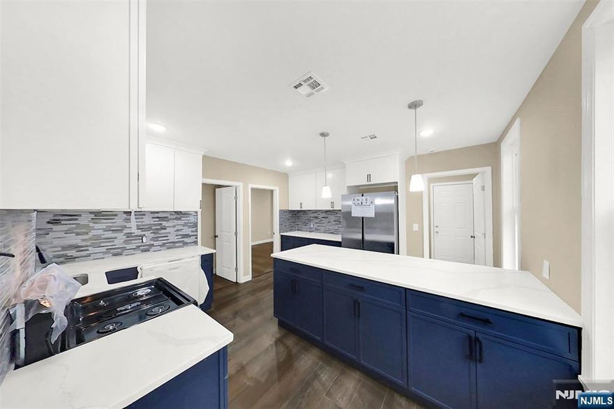 Welcome to your ideal home! This beautifully renovated apartment combines modern elegance with cozy charm. Featuring four spacious bedrooms designed for comfort and privacy, thereâ€™s plenty of room to unwind and make your own. The master suite offers a private bathroom for added convenience, while a second stylishly designed bathroom boasts sleek, modern fixtures. Cook with ease in the contemporary kitchen, complete with sleek countertops, modern cabinetry, and stainless-steel appliances. Plus, enjoy the convenience of an in-unit washer and dryerâ€”no more trips to the laundromat! Donâ€™t miss your chance to experience this perfect blend of comfort and style!