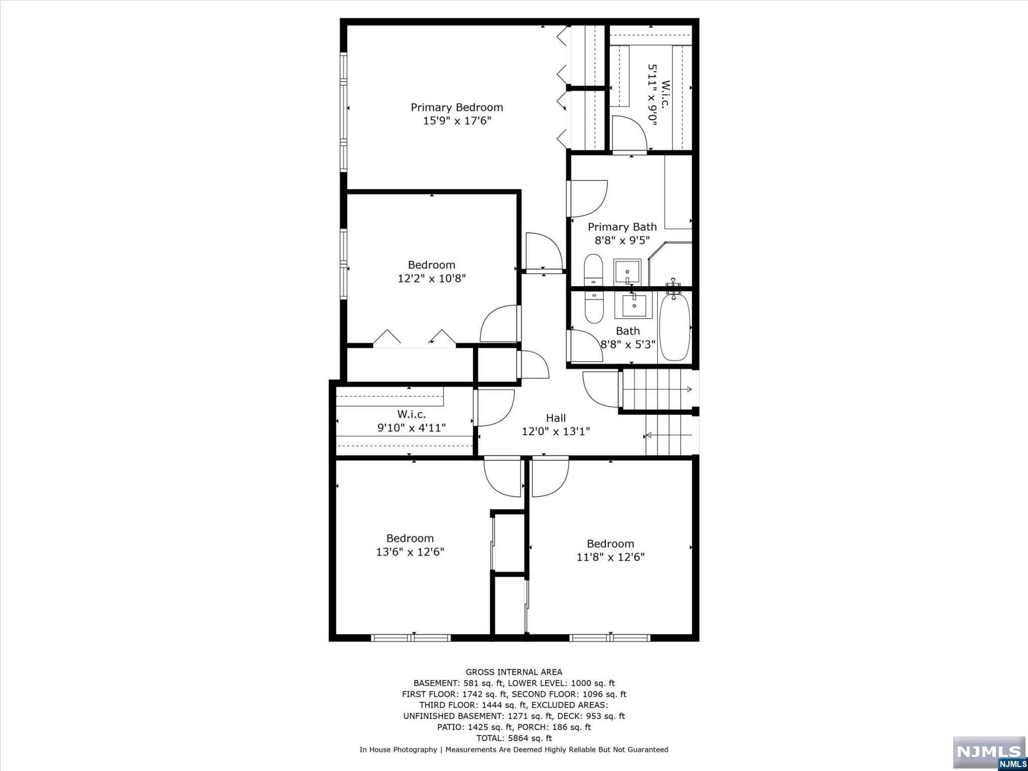 Main image without alt text