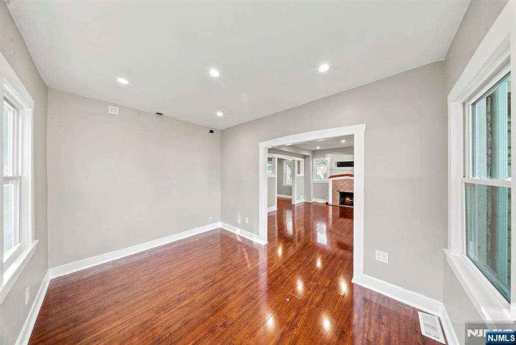 1176 Julia Street