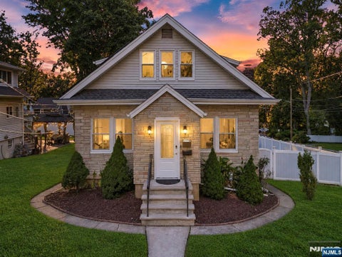 Photo of 1176 Julia Street, Teaneck, NJ 07666 (MLS # 26034832)