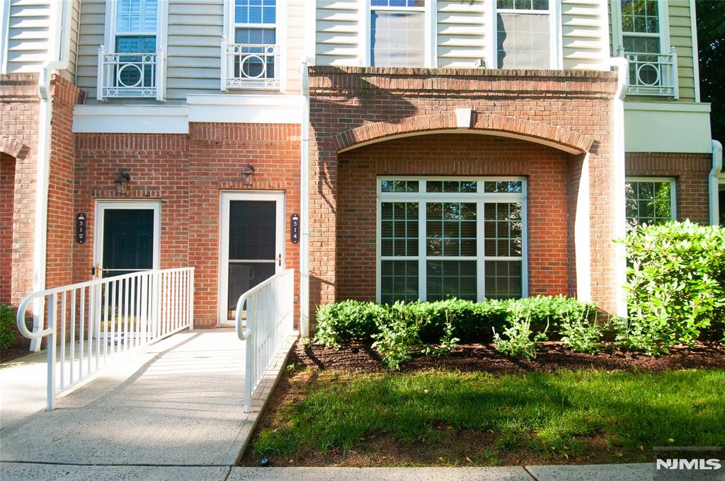 514 Deluca Road