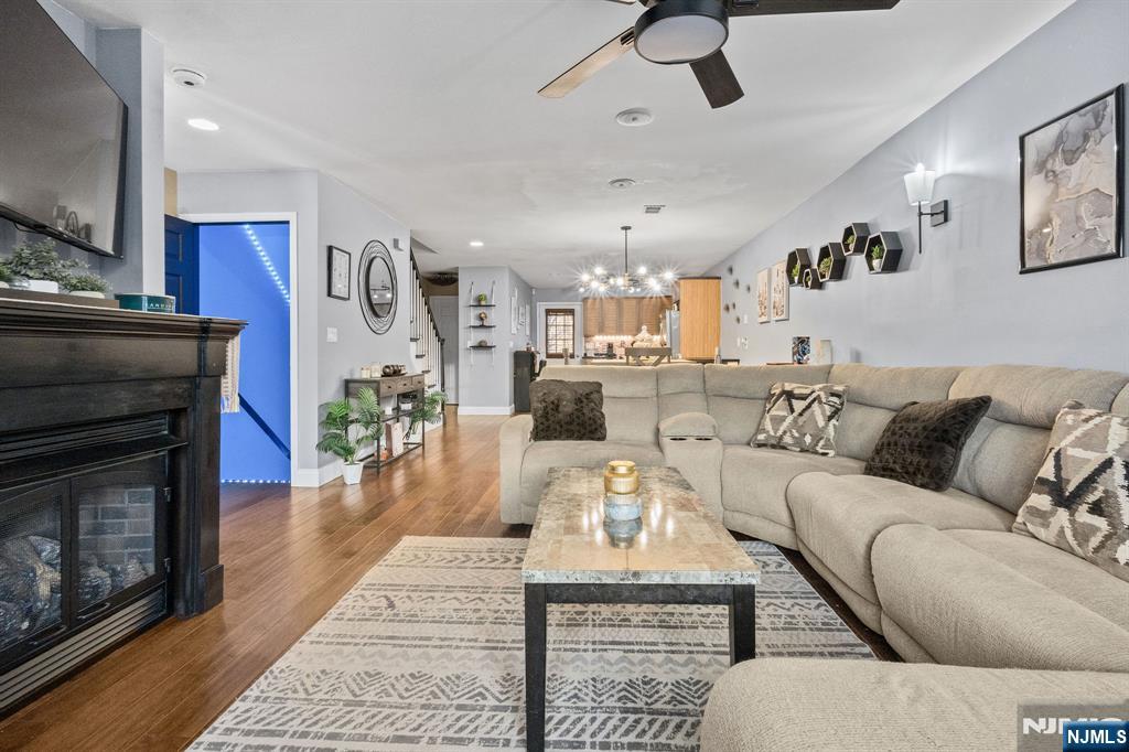 264 Midland Avenue 2