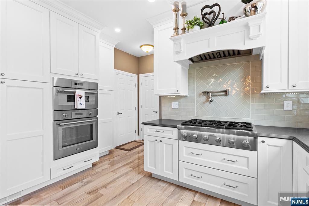 2 Skyview Drive