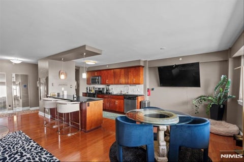 Photo of 60 Parkway DR #12A, East Orange, NJ 07017 (MLS # 26023363)