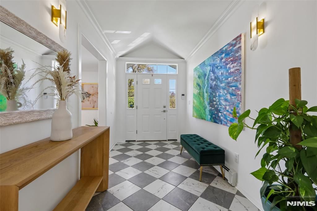 Photo of 63 Danebury Downs, Upper Saddle River, NJ 07458 (MLS # 25043788)