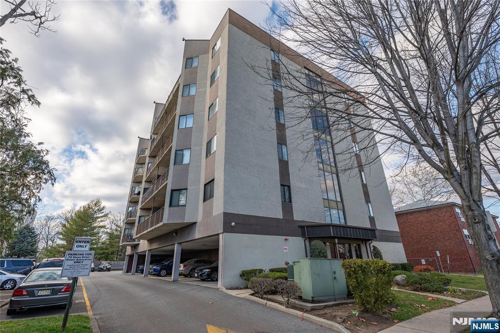 Homes for Sale in Northern NJ | ThisIsRiverEdge.com 75 Union Street 5E