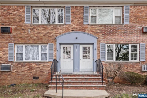 Photo of 9 Wedgewood Drive #93, Verona, NJ 07044 (MLS # 26033960)