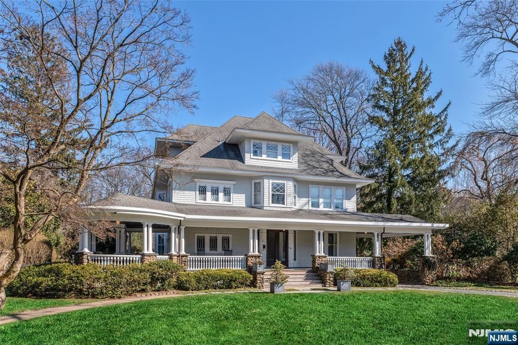 Photo of 317 Prospect Street, Ridgewood Village, NJ 07450 (MLS # 26003811)
