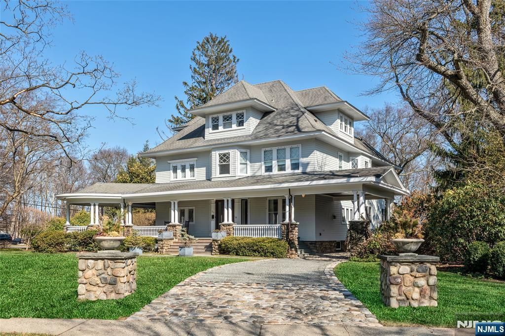 Photo of 317 Prospect Street, Ridgewood Village, NJ 07450 (MLS # 26003811)