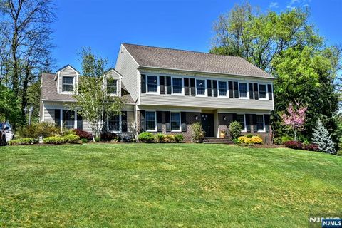 29 Cheryl Hills Drive Hawthorne NJ 07506