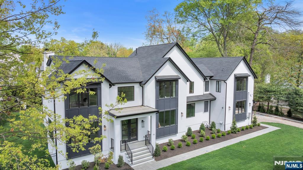 16 Donnybrook Drive