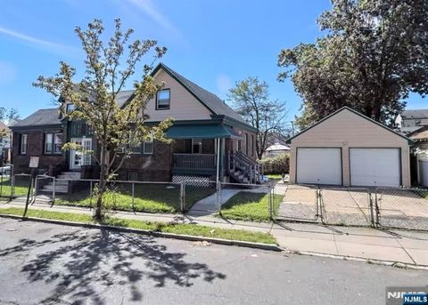 152 W Allen, Irvington, NJ 07111 - MLS#: 25012426