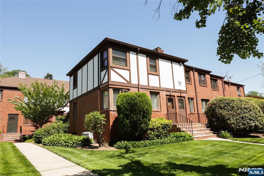 Property for Sale at 520 Broad Avenue 14, Englewood, New Jersey - Bedrooms: 1 
Bathrooms: 1  - $329,900