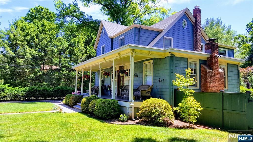 Photo of 151 Washington Avenue, Hillsdale, NJ 07642 (MLS # 26008769)