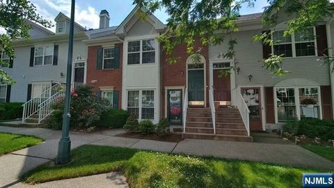 1052 Chedworth Circle Mahwah NJ 07430