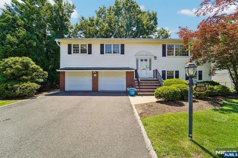 Photo of 4157 Rys TER, Fair Lawn, NJ 07410 (MLS # 26022704)