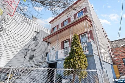1010 Paterson Plk North Bergen NJ 07047