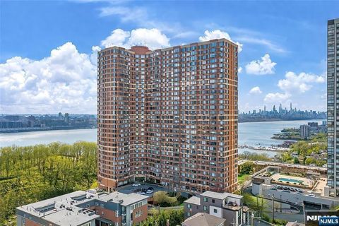 Photo of 100 Old Palisade Rd #2716, Fort Lee, NJ 07024 (MLS # 26019633)