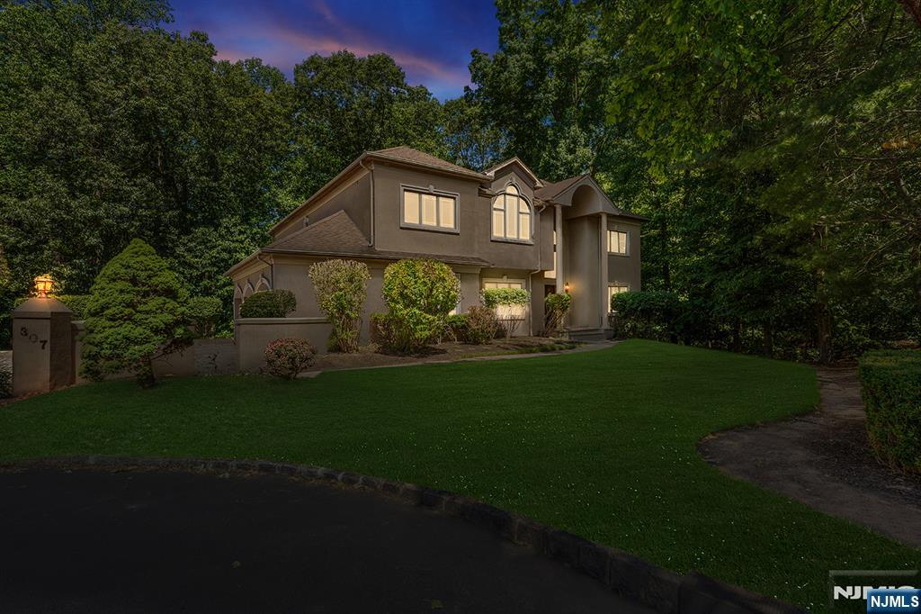 Homes for Sale in Northern NJ | ThisIsRiverEdge.com 307 Daffodil Drive