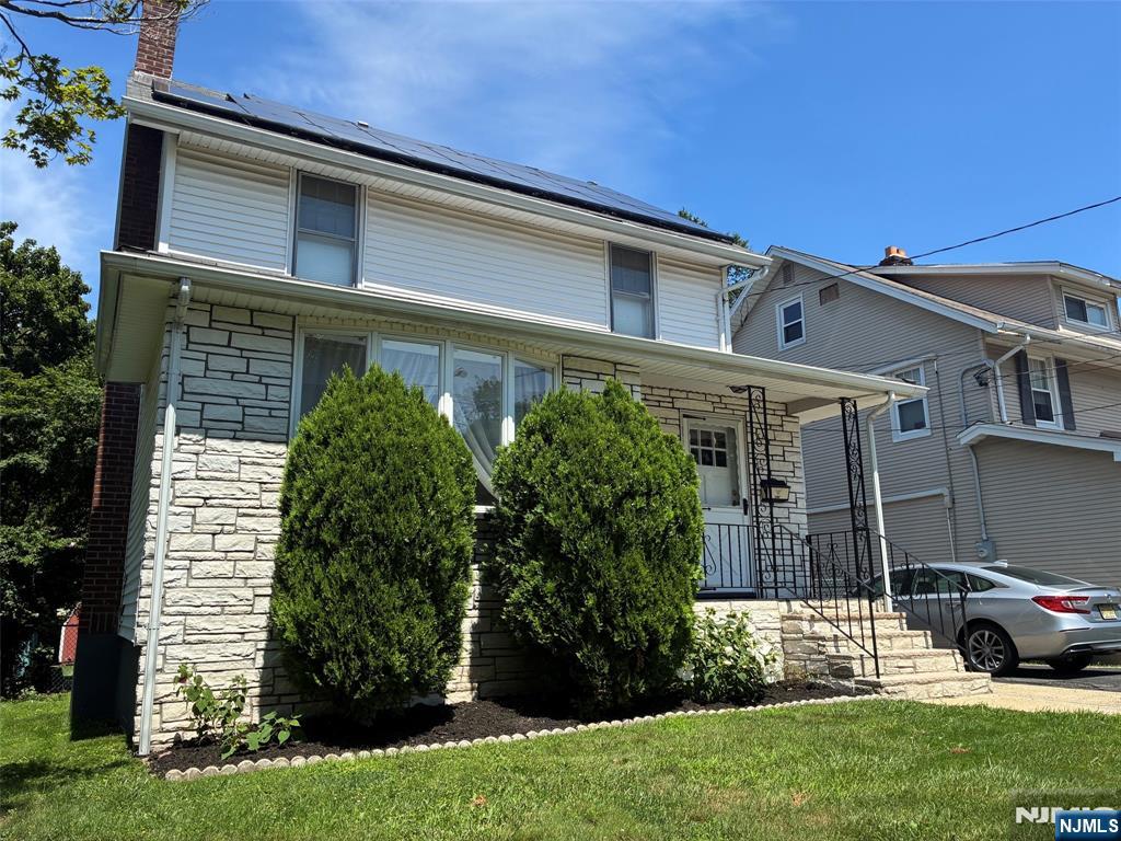 124 Hawthorne Avenue