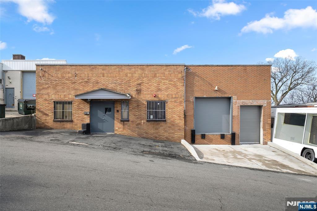29-31 Industrial Avenue