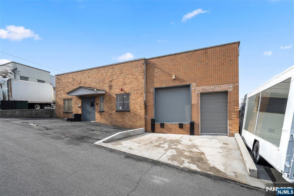 29-31 Industrial Avenue