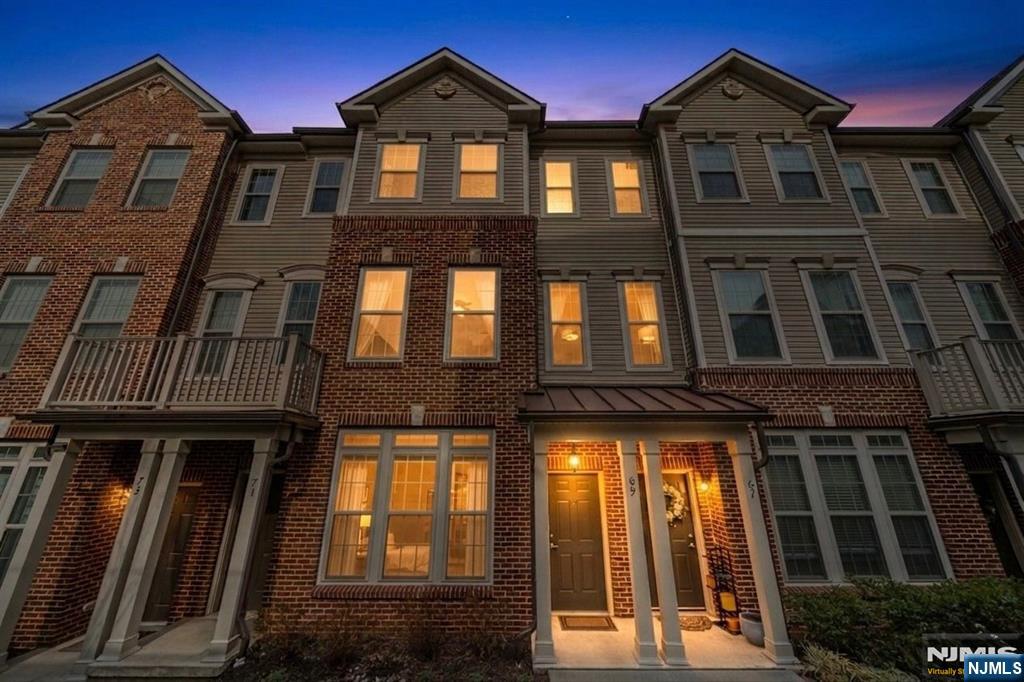 69 Arnold Drive 5810