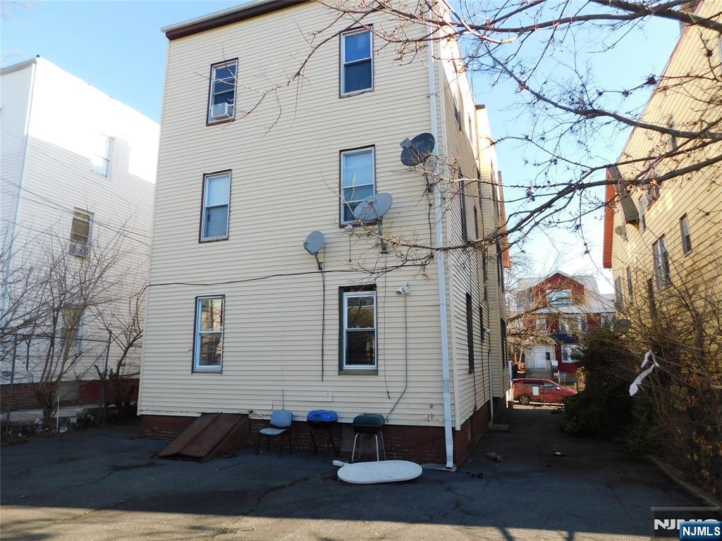 284 Renner Avenue