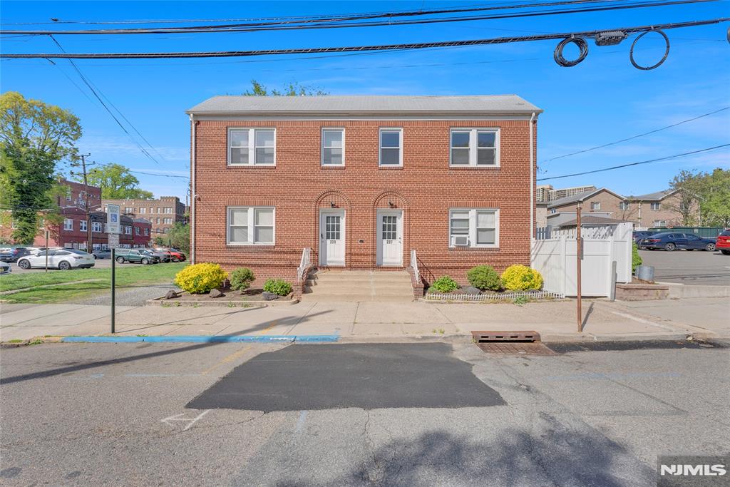 Rental Property at 227 Columbia Ave 2nd Floor, Cliffside Park, New Jersey - Bedrooms: 2 
Bathrooms: 1 
Rooms: 4  - $2,850 MO.