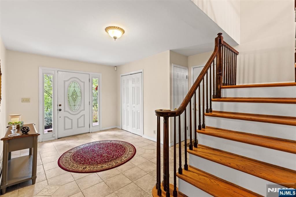 15 Lake Riconda Drive
