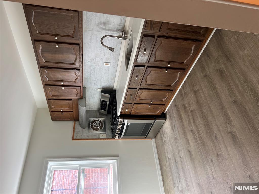 435 Teaneck Road 5
