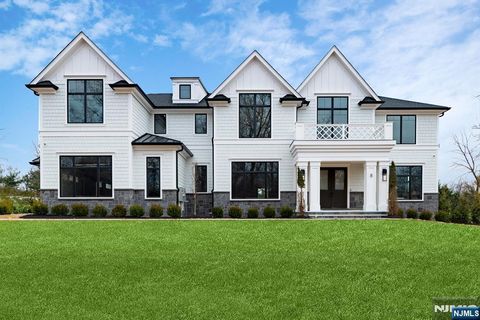 8 Orchard Upper Saddle River NJ 07458