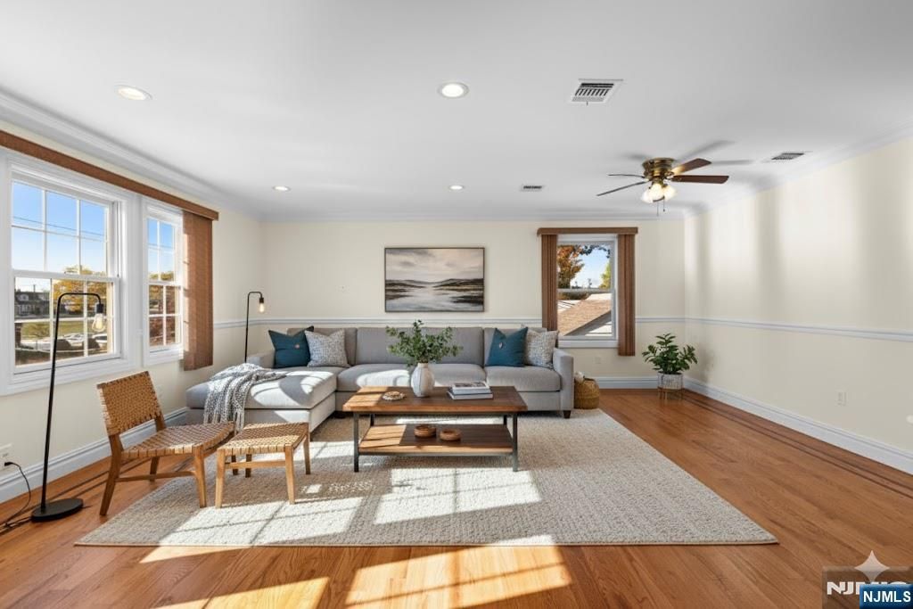 Photo of 9 15th Avenue, Elmwood Park, NJ 07407 (MLS # 25038479)