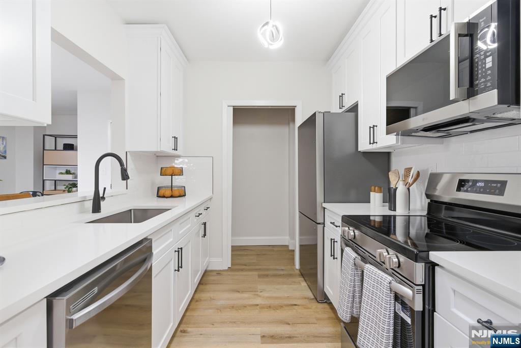 200 Paterson Avenue 1A