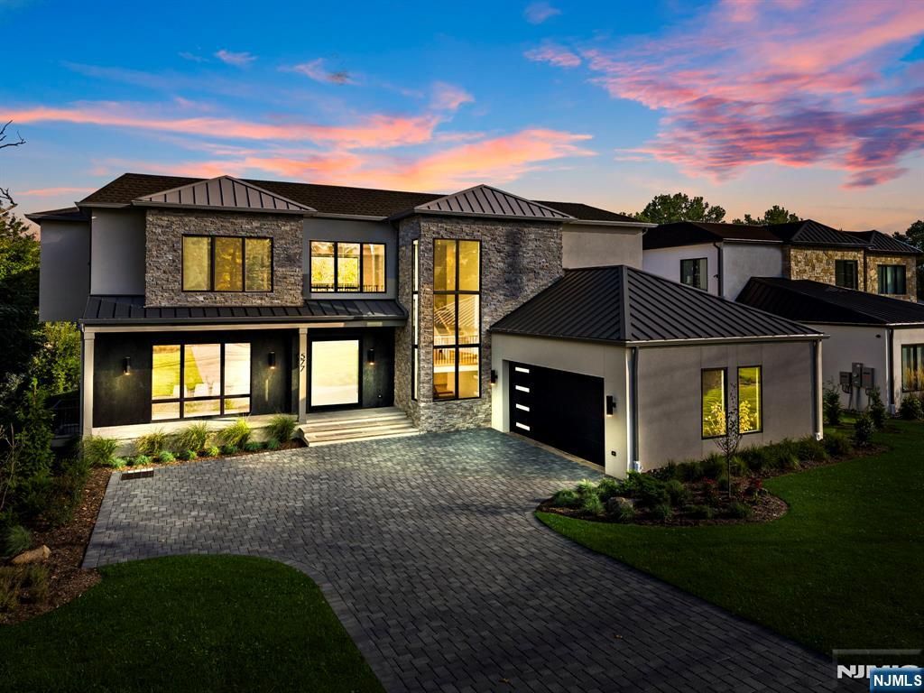 Photo of 577 Floyd Street, Englewood Cliffs, NJ 07632 (MLS # 25034367)