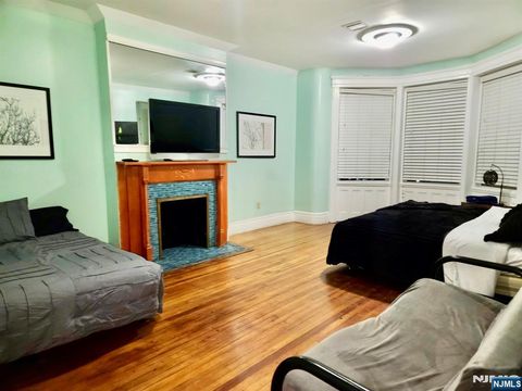 Photo of 209 Mount Prospect Ave #22, Newark, NJ 07104 (MLS # 26006163)