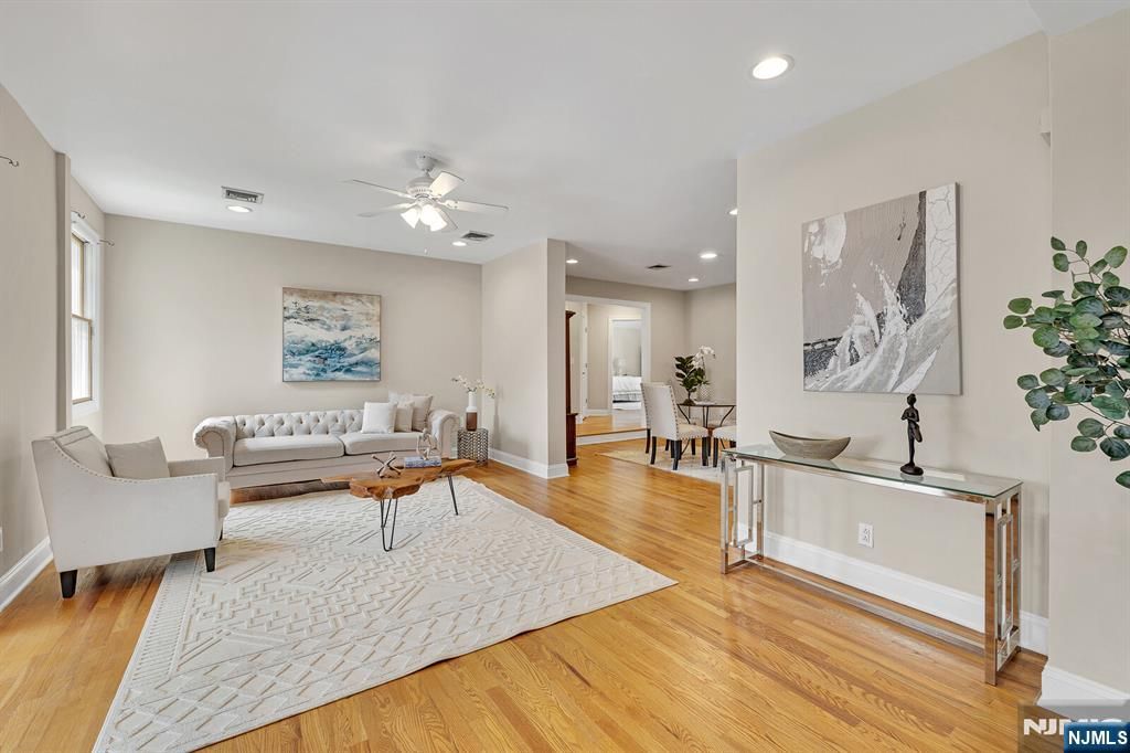 Photo of 245 Kingsland Avenue, Lyndhurst, NJ 07071 (MLS # 26014601)